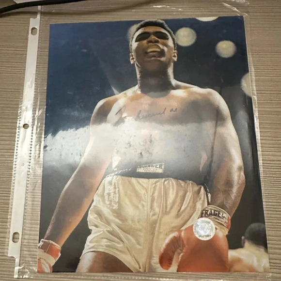 Muhammad Ali autographed photo - Picture 1 of 3